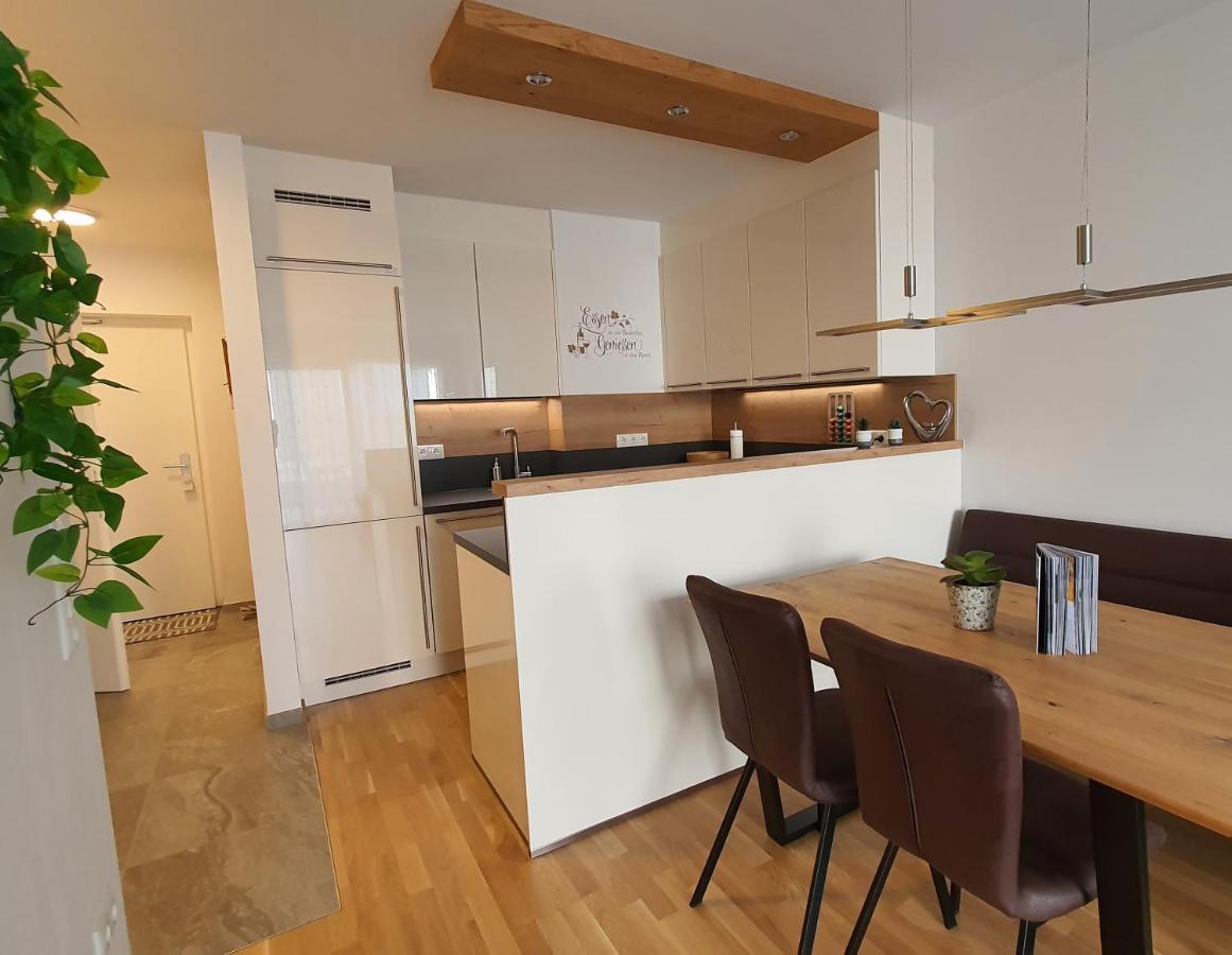 Luxurioeses Apartment Mit Garten & Terrasse In Der Naehe Vom See Im Schoenen Salzkammergut Гмунден Экстерьер фото